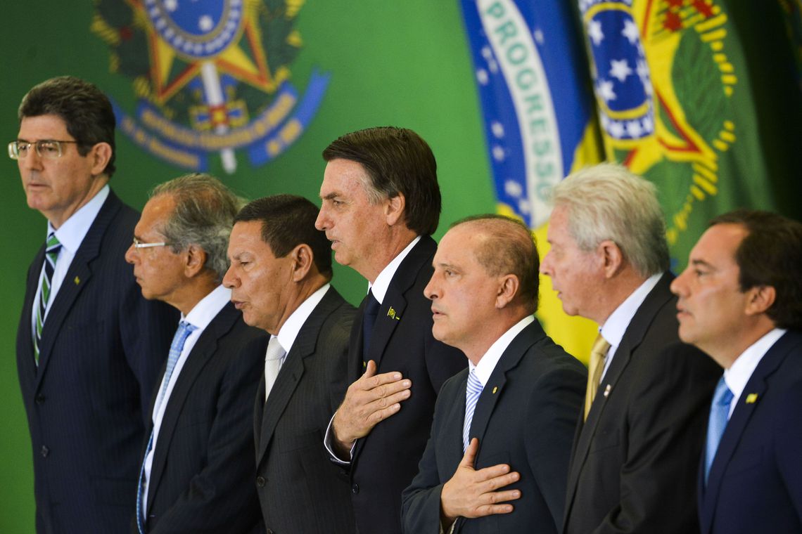 Presidente do BNDES está com “cabeça a prêmio”, diz Bolsonaro