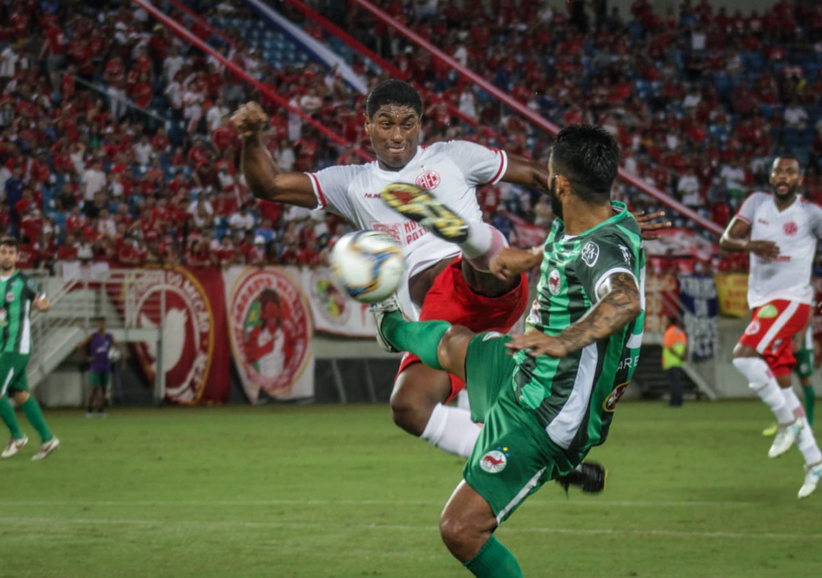 América-RN perde para xará em Recife e precisa vencer partida decisiva em Natal