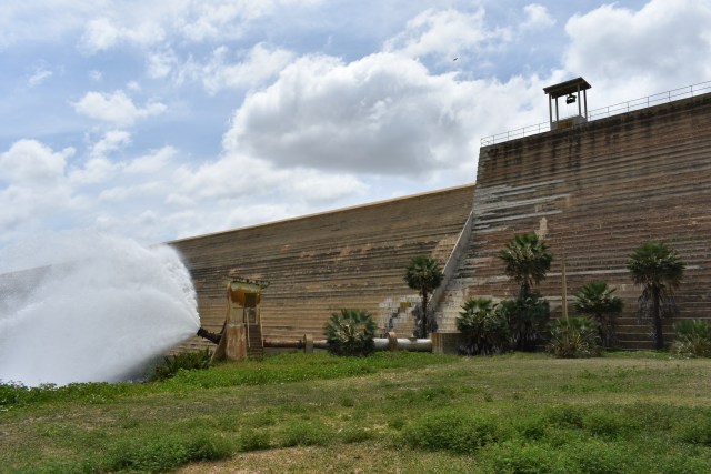 Barragem de Umari apresenta trincas, afirma deputada Isolda