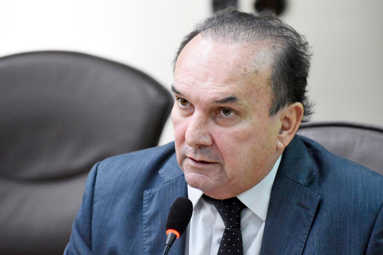 Em nova emenda, Nelter propõe aumento de 16,38% a todos servidores do RN