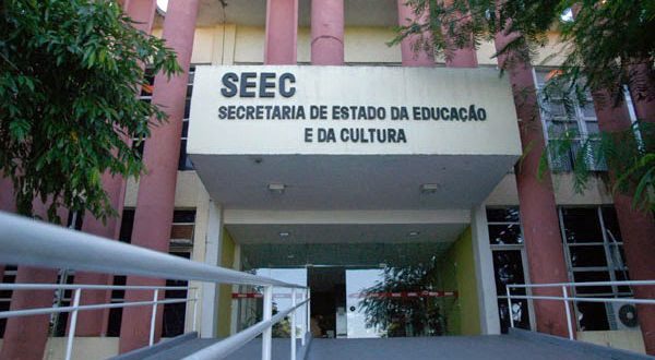 No RN, folha dos aposentados da educação é o dobro da ativa