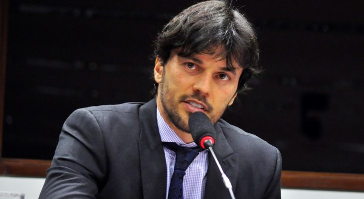 Deputado quer garantir vagas na rede privada para pacientes do SUS