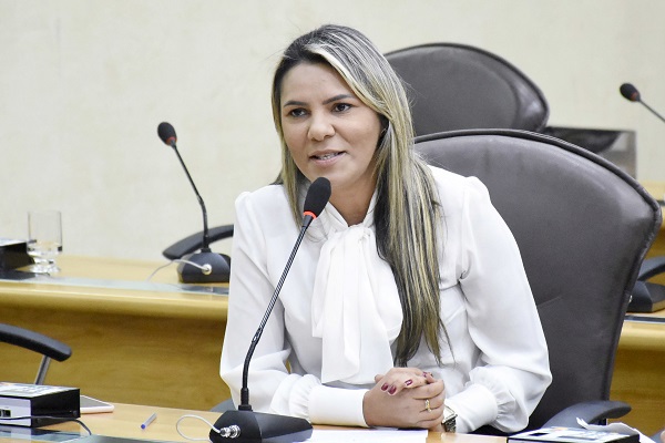Deputada Eudiane cobra investimento no turismo do Litoral Norte de Natal