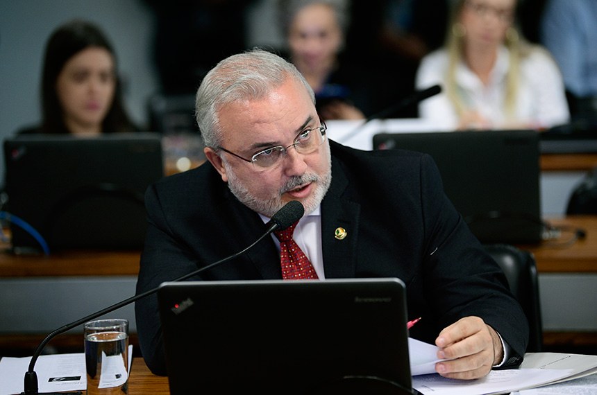 Jean Paul propõe debate sobre exploração de energia eólica por assentamentos