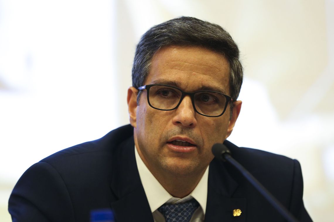 Presidente do BC diz que é preciso trabalhar para reduzir juros do crédito