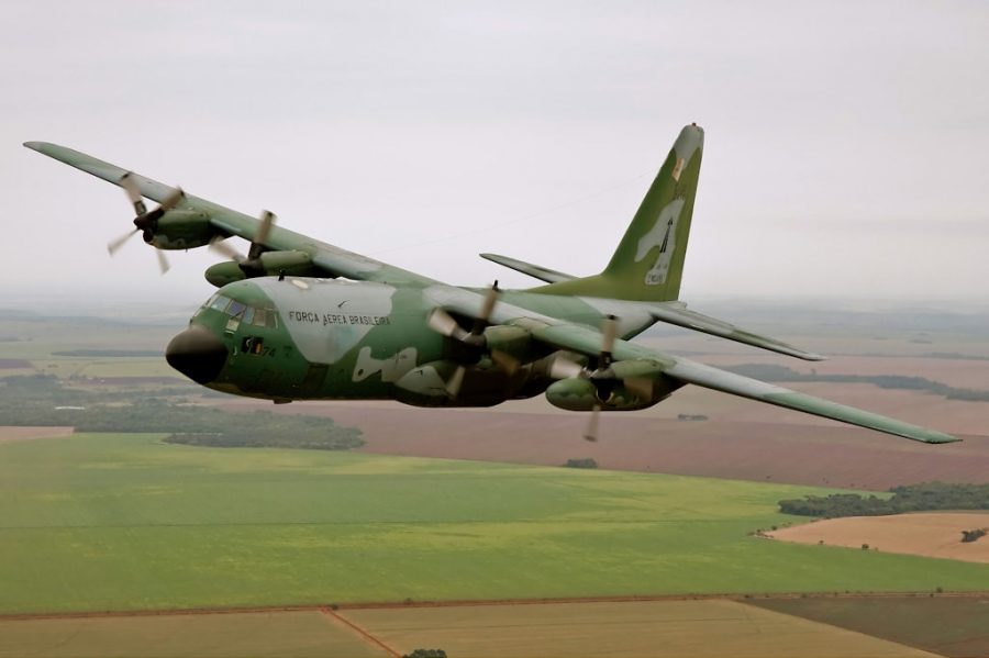 Em um avião da FAB, militar brasileiro é preso na Espanha por porte de drogas