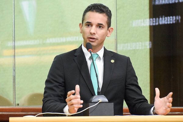 PL garante que 30% dos patrocínios do Governo sejam gastos com artistas da terra