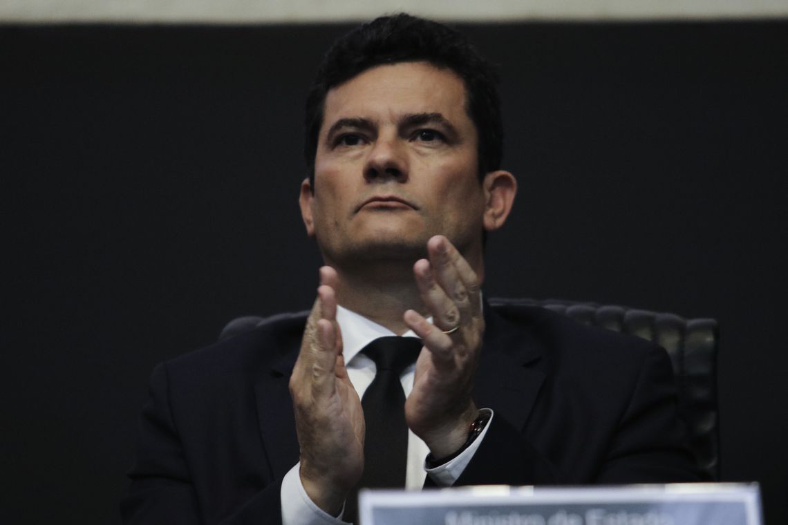 "Sempre agi com correção como juiz e agora como ministro", diz Moro