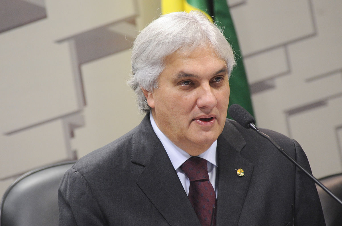 Ex-senador cassado por obstruir Lava Jato receberá R$ 11,5 mil de aposentadoria
