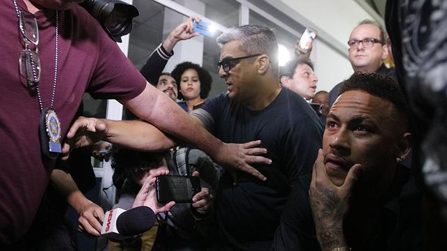 Neymar: polícia pede mais prazo para investigar acusação de estupro