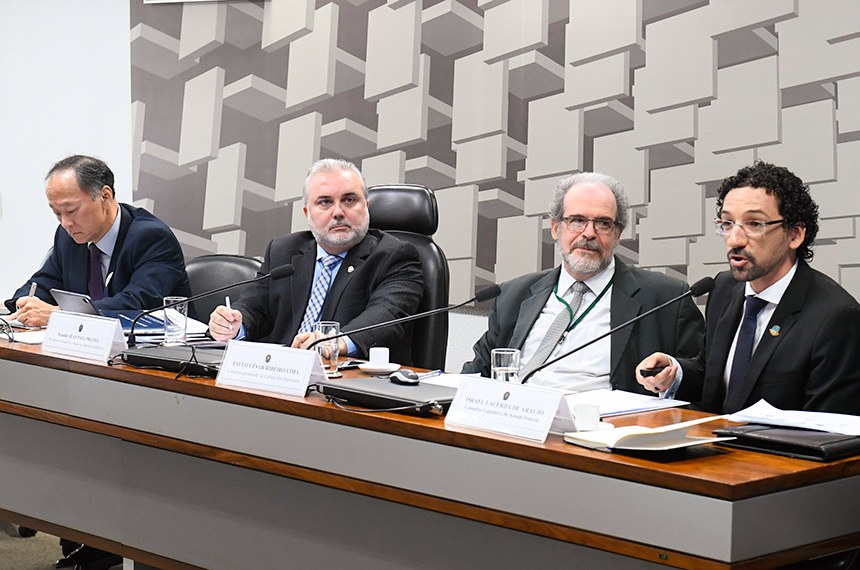 "Brasil está perdendo ingerência sobre política de combustíveis", diz Jean Paul