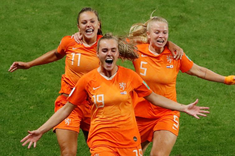 Holanda e Estados Unidos fazem final da Copa do Mundo Feminina na França