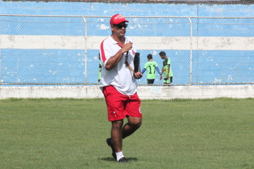 Na Bahia, América faz último treino e pega o Jacuipense neste domingo
