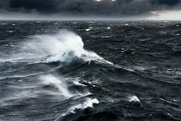 Marinha alerta para risco de mar revolto entre os litorais do RN e Bahia
