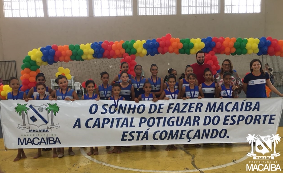 Atleta olímpica visita Macaíba para entregar uniformes em projeto de ginástica