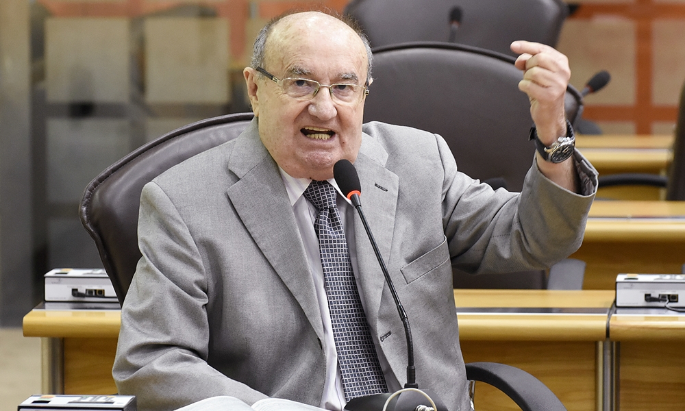 Deputado diz que Governo Fátima quer cometer "pedalada fiscal" no RN