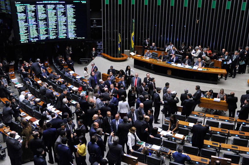 Em cinco meses, PT é campeão de emendas parlamentares no governo Bolsonaro