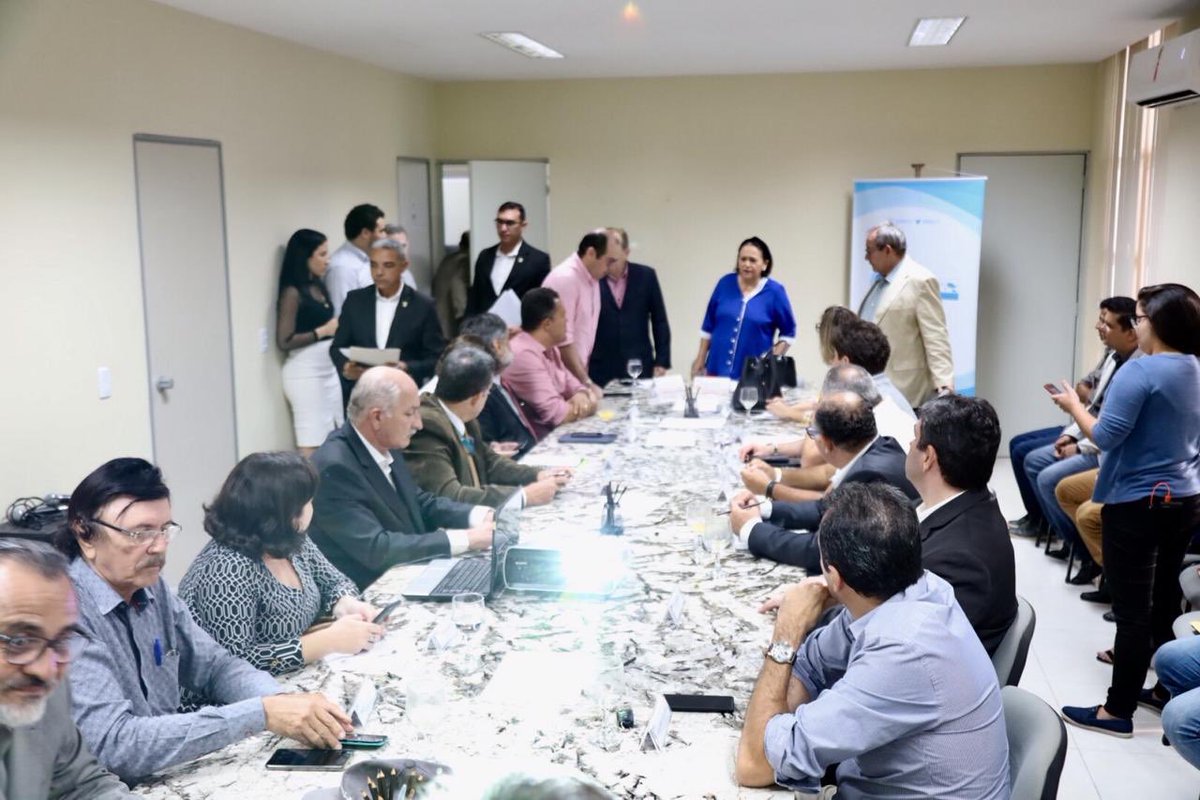 "É primordial gerarmos emprego e renda", diz Fátima Bezerra sobre economia do RN