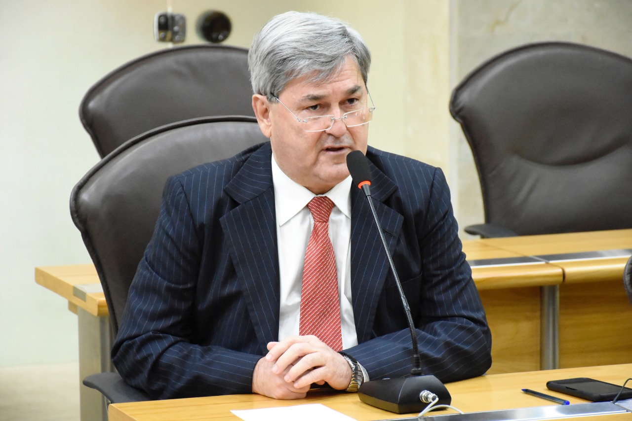 Tomba: "Saúde pública do nosso estado está parecendo o suicídio da população"