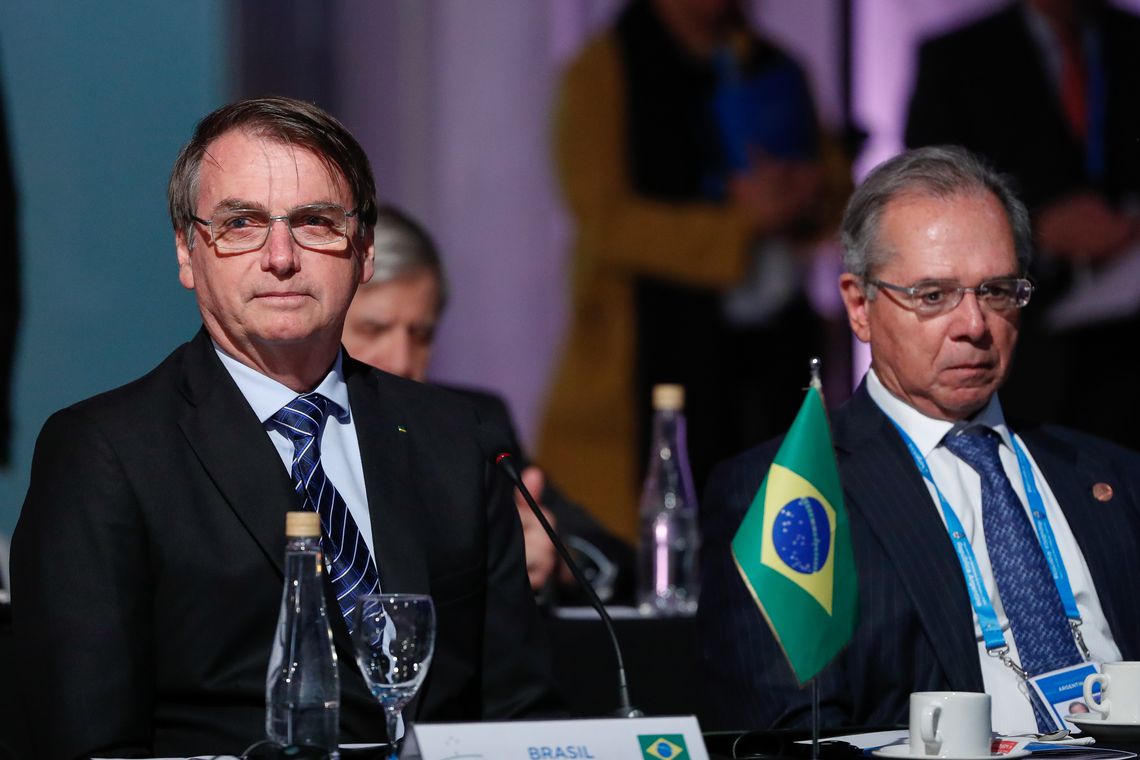 Propostas de reforma tributária são convergentes, diz Guedes
