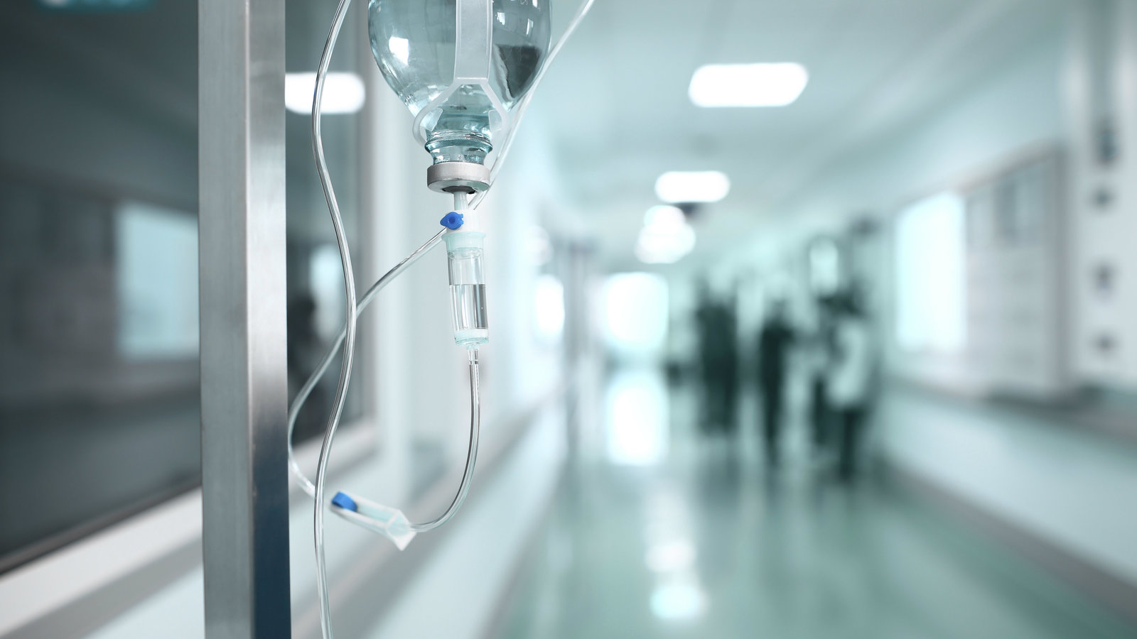 Hospital devolve rim em garrafa após atrasar exame