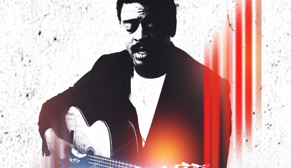 Seu Jorge faz show em voz e violão no Teatro Riachuelo