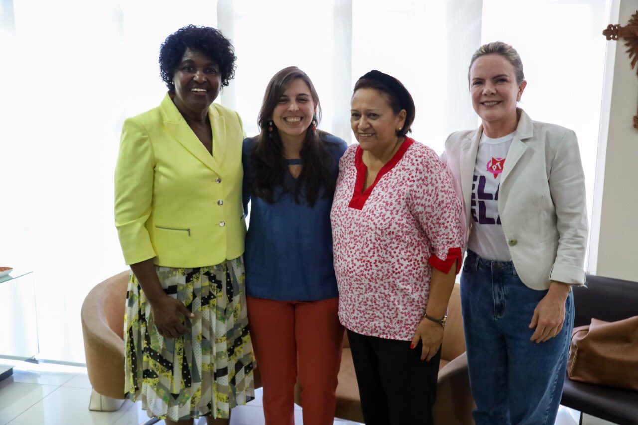 Fátima recebe Gleisi Hoffmann e Benedita da Silva na Governadoria