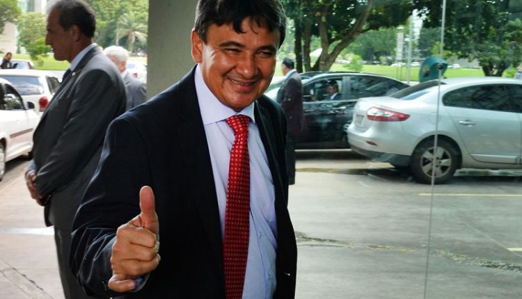 Após Fátima Bezerra, outro governador do PT admite fazer reforma da Previdência