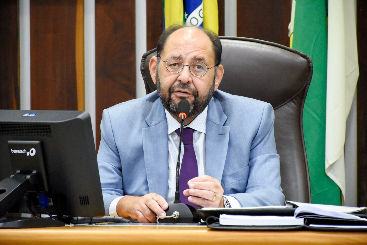 Teto de gastos é aprovado no RN sem protestos de sindicatos, ironiza deputado