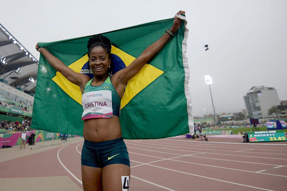 Brasil conquista ouro na vela, no judô, hipismo e atletismo no Pan