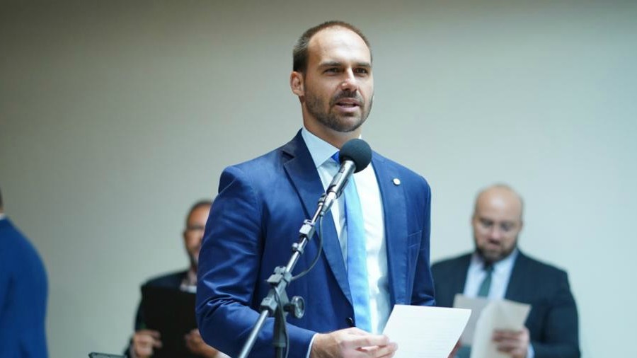 Senado resiste a indicação de Eduardo Bolsonaro para embaixada nos EUA