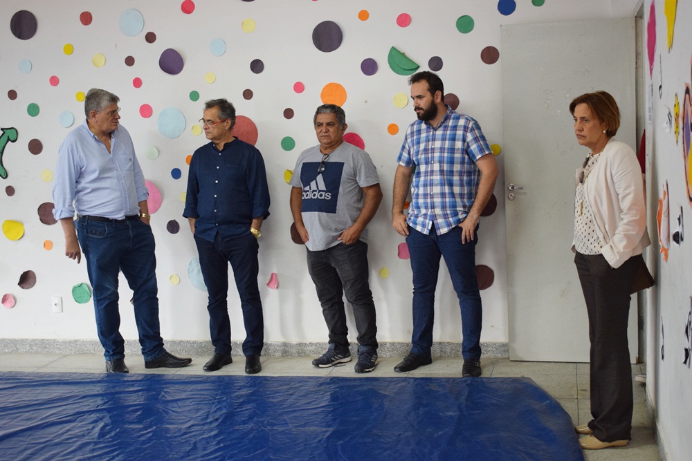 Vice-reitor da UFRN visita Vila Olímpica de Macaíba