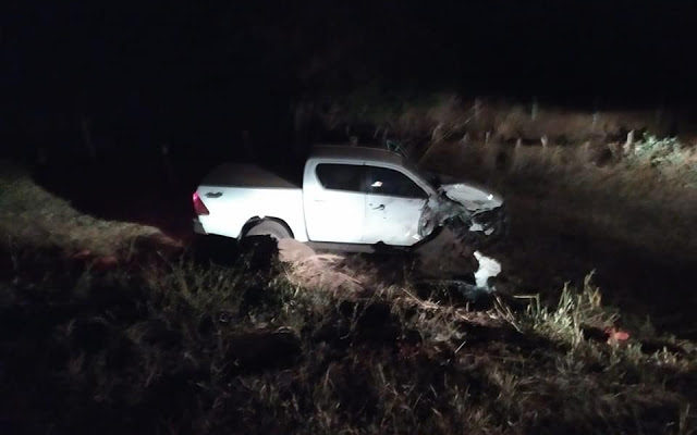 Colisão entre carro e motos deixa cinco mortos no interior; motorista foragido