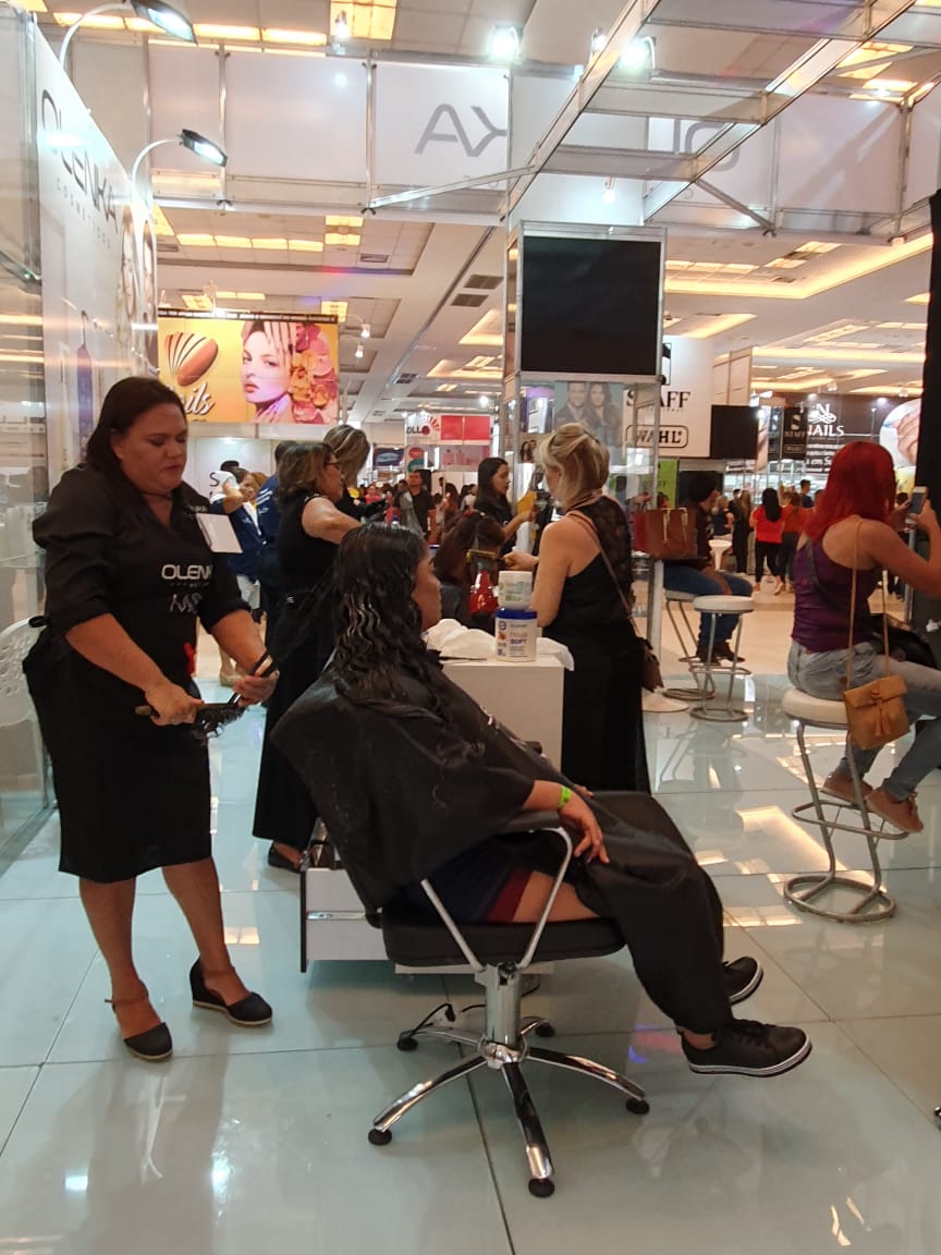 Feira reúne profissionais dos salões de beleza e clínicas de estética em Natal