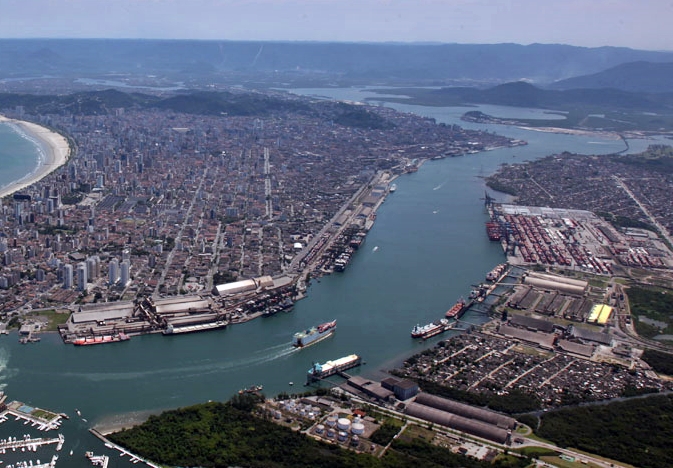 Receita Federal localiza 581 kg de cocaína em carga no Porto de Santos