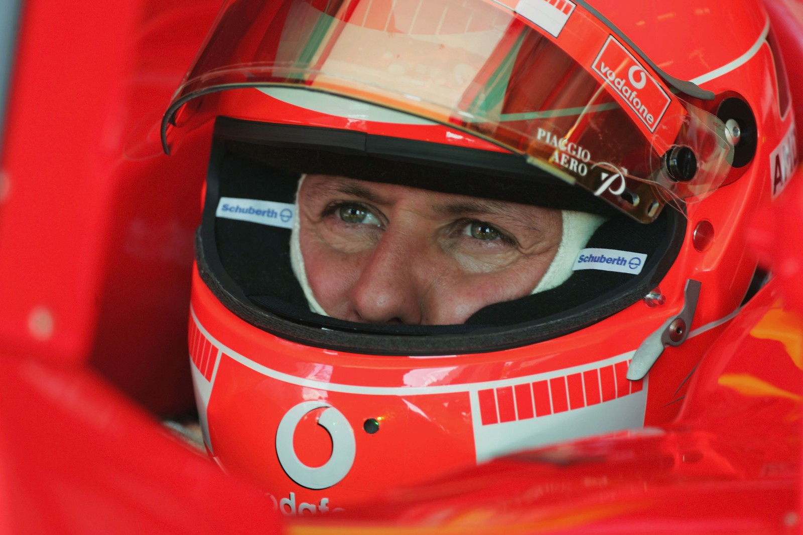 Michael Schumacher dá entrada em hospital de Paris, diz jornal