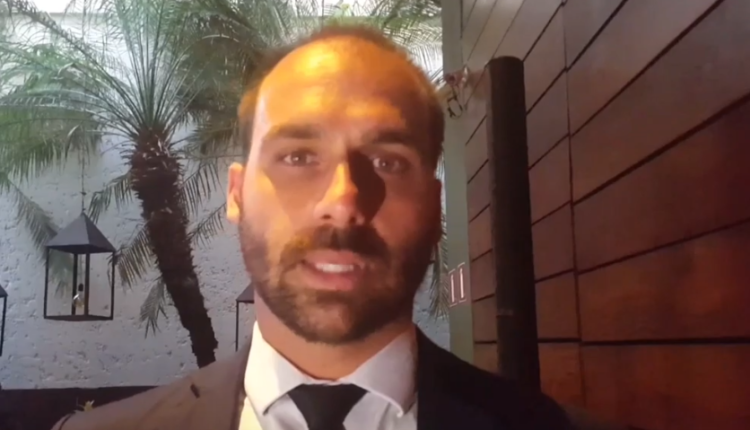 Eduardo Bolsonaro diz já ter votos no Senado para virar embaixador; assista