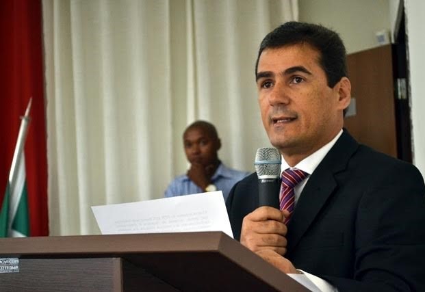 Ex-prefeito de Extremoz e outras 5 pessoas têm bens sequestrados