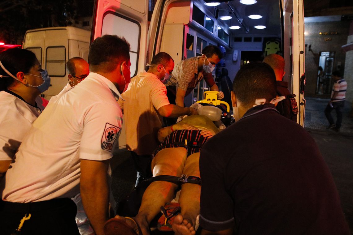 Pacientes de hospital do RJ morreram por asfixia e desligamento de aparelhos