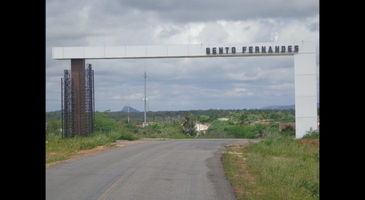 Folha de SP: 'Há um buraco negro entre cidade do RN e Brasília'