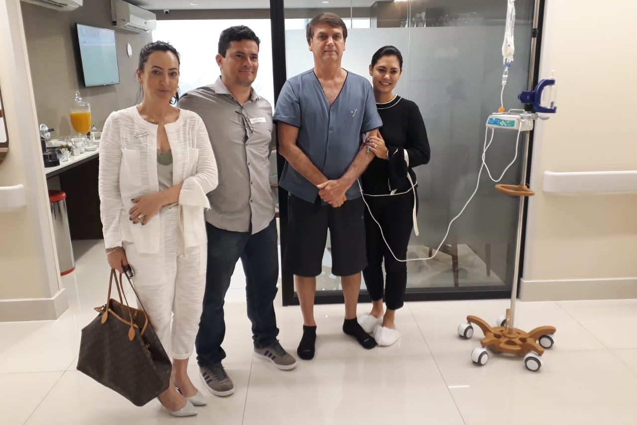 Bolsonaro terá alta nesta segunda e retornará a Brasília