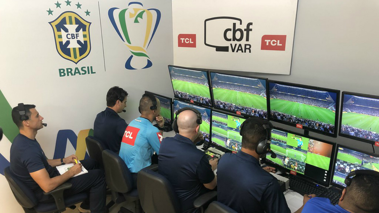 Telespectador vai acompanhar checagem do VAR no Brasileirão