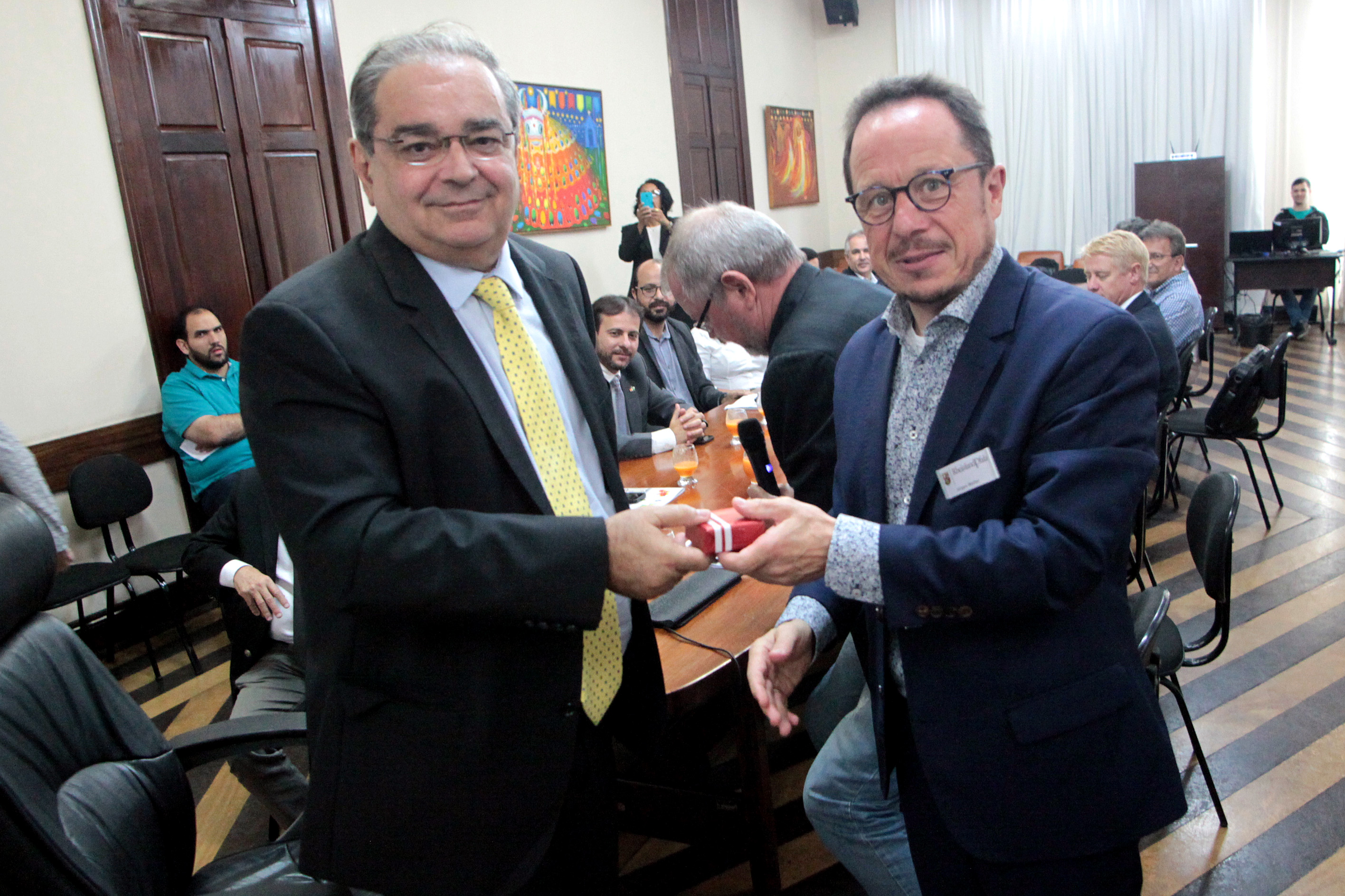 Prefeito de Natal se reúne com comitiva alemã em busca de investimentos