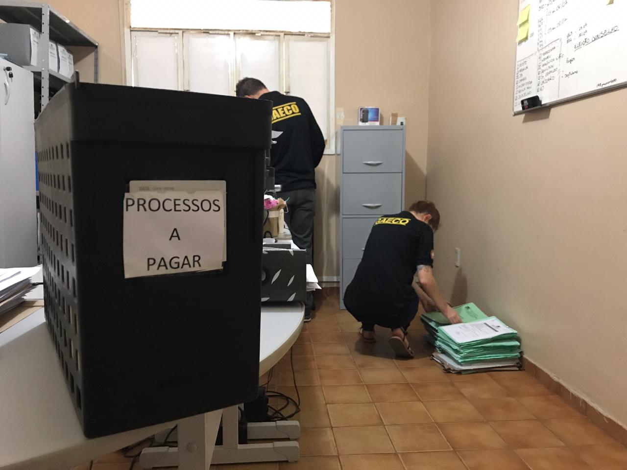Operação do MP contra fraude de R$ 1,5 milhão no RN prende ex-prefeito e mais 5