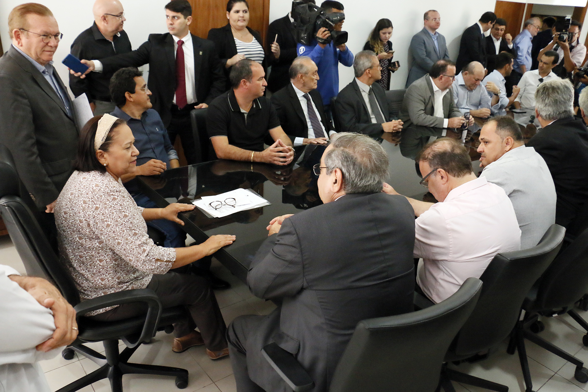 "PROEDI vai alavancar RN", diz governadora após protesto de prefeitos