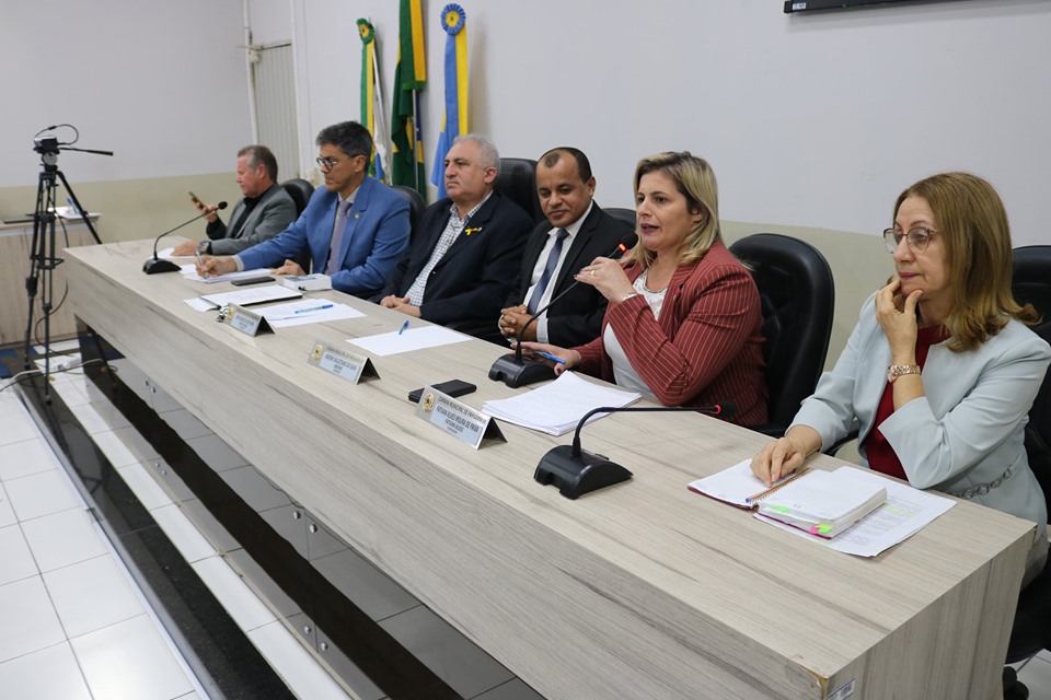 Câmara debate implantação de escola cívico-militar em Parnamirim