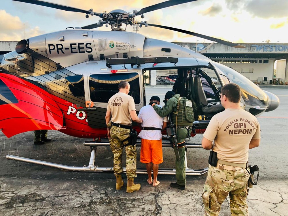 Suspeito de ordenar ataques no Ceará é transferido para o RN