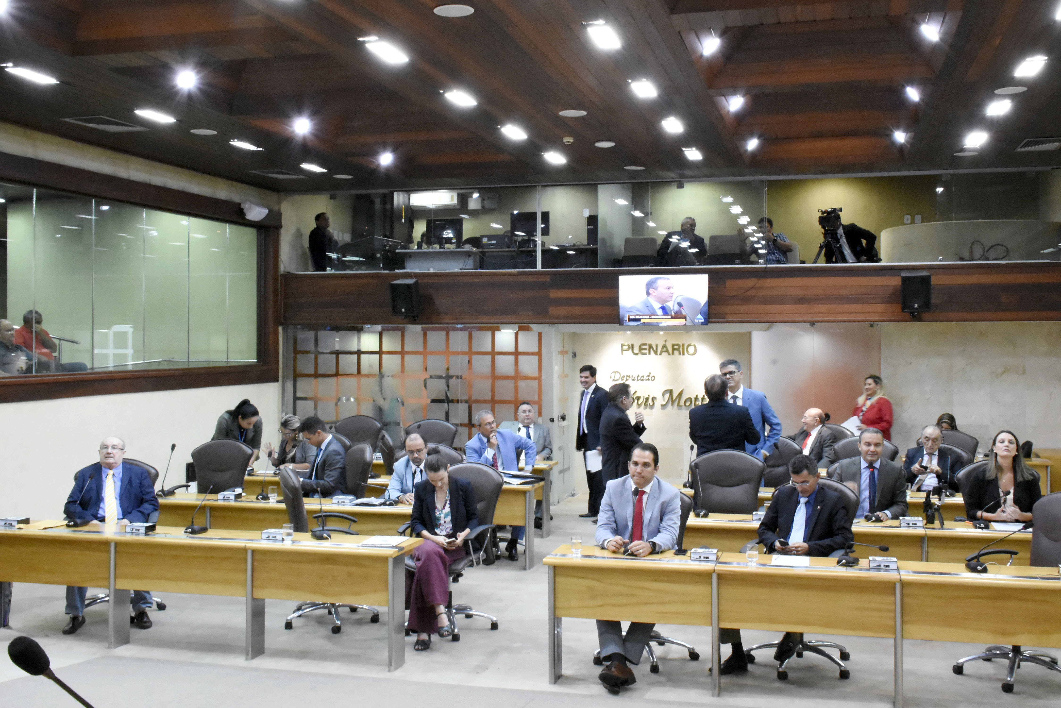 Deputados constituintes serão homenageados na Assembleia Legislativa