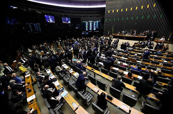 Senado rejeita mudanças ao texto e conclui votação da Previdência em 1º turno