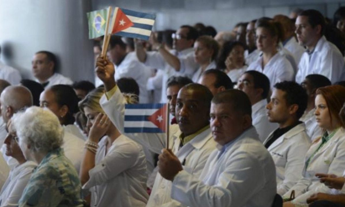 Cubana processa Opas por trabalho escravo enquanto atuou no Mais Médicos